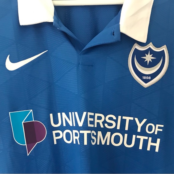 MINT 2020/21 Portsmouth Home Kit - Picture 5 of 7